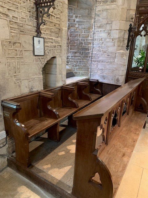 Edgworth pews3